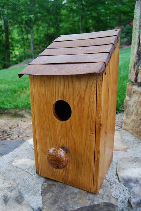 DIY Cute Birdhouse made from Wood Pallets  EASY DIY and CRAFTS